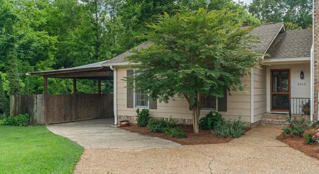 Photo of 3912 Asbury Park Cir, Vestavia Hills, AL 35243