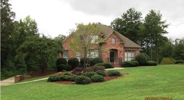 Photo of 745 Tara Dr, Chelsea, AL 35043
