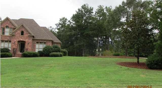 Photo of 745 Tara Dr, Chelsea, AL 35043