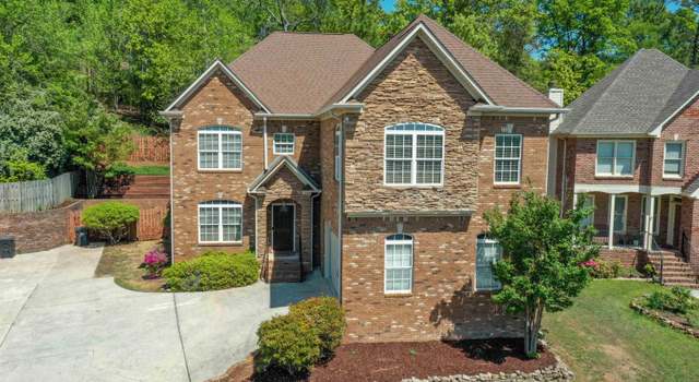 Photo of 841 Meadow Ridge Ln, Birmingham, AL 35242