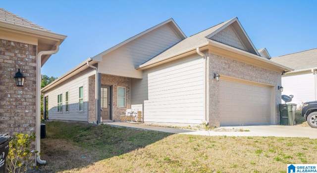 Photo of 915 Maple Trce, Odenville, AL 35120