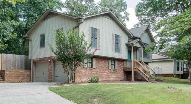 Photo of 3464 Cedarbrook Cir, Trussville, AL 35173
