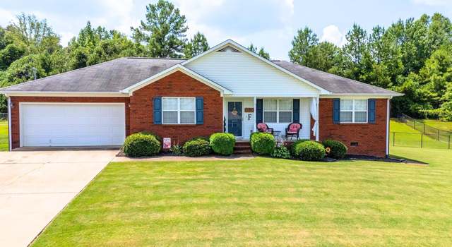Photo of 89 Bradford Ct, Weaver, AL 36277
