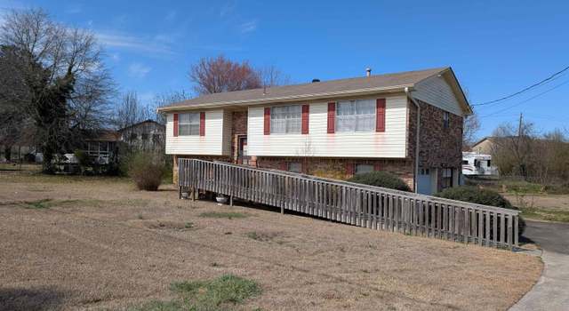 Photo of 1052 10th St, Pleasant Grove, AL 35127