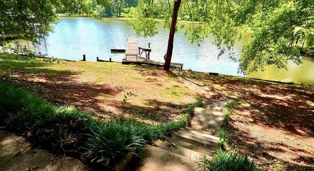 Photo of 145 Maine Dr, Cropwell, AL 35054
