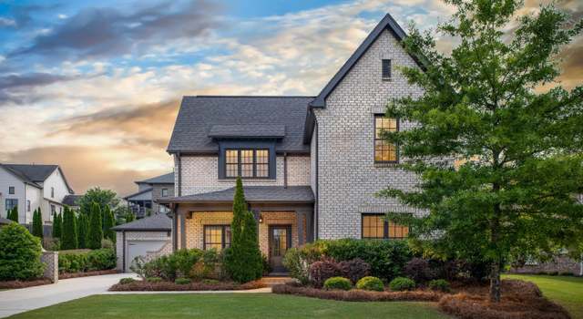 Photo of 671 Provence Dr, Vestavia Hills, AL 35242