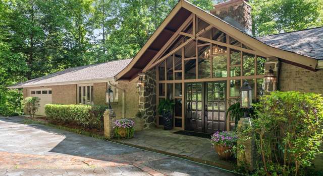 Property at 2735 Smyer Rd, Vestavia Hills, AL 35216, 4 beds, 2.5 baths