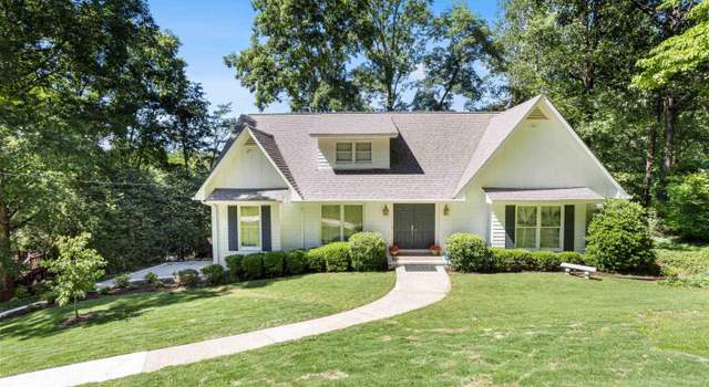 Photo of 2229 Mill Run Cir, Hoover, AL 35226