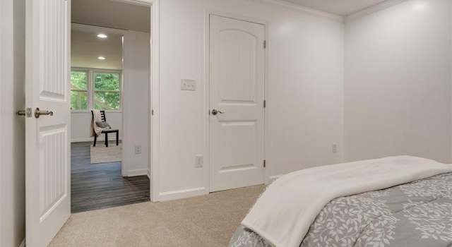 Photo of 1537 Panorama Dr, Vestavia Hills, AL 35216