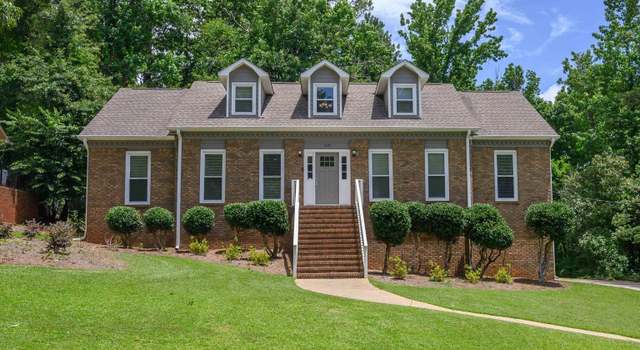 Photo of 110 Pine Cliff Cir, Hoover, AL 35226