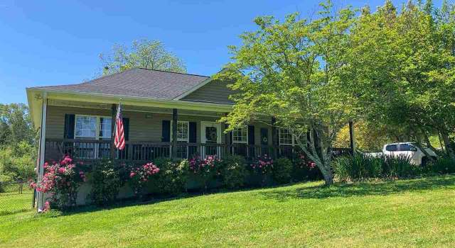 Photo of 441 Graves Gap Rd, Hayden, AL 35079
