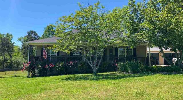 Photo of 441 Graves Gap Rd, Hayden, AL 35079