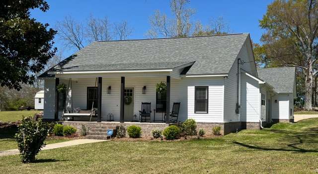 Photo of 23 Indiana Ave, Thorsby, AL 35171
