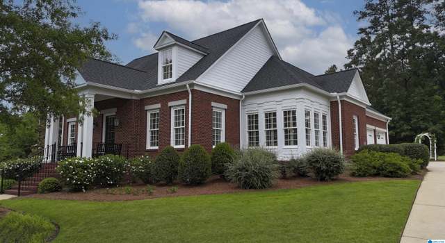 Photo of 445 Founders Park Dr E, Hoover, AL 35226
