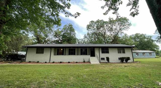 Photo of 457 Avon Cir, Mount Olive, AL 35117