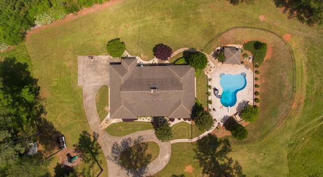 Photo of 299 Brecon Cir, Talladega, AL 35160