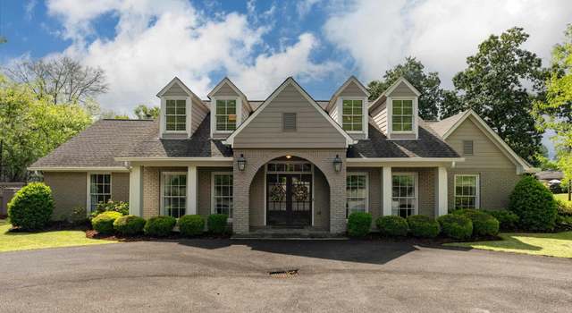Photo of 3601 Springhill Rd, Mountain Brook, AL 35223