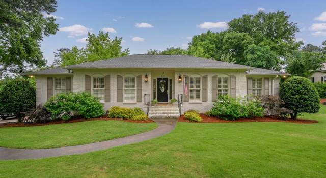 Photo of 1833 Shades Crest Rd, Vestavia Hills, AL 35216