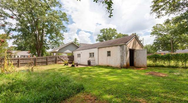 Photo of 805 Maple Dr, Talladega, AL 35160