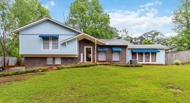 Photo of 704 Hillcrest Rd, Adamsville, AL 35005
