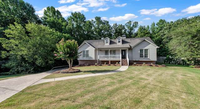 Photo of 5705 Garden Wood Dr, Gardendale, AL 35071