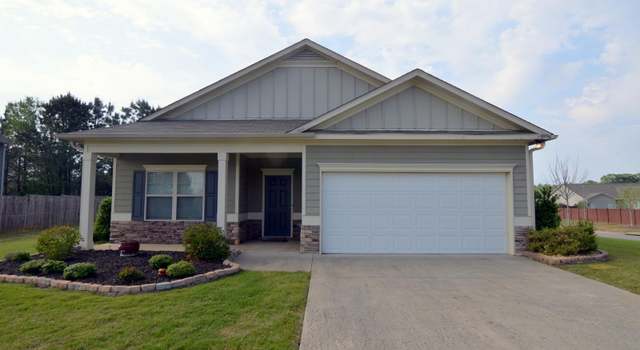 Photo of 200 Springs Crossing Cir, Columbiana, AL 35051