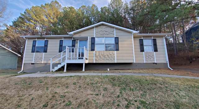 Photo of 1421 7th St NW, Center Point, AL 35215