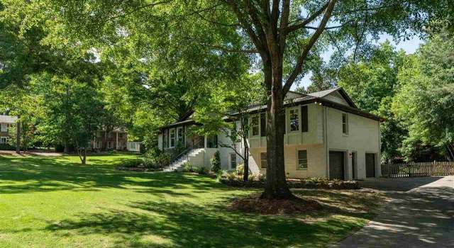 Photo of 2920 Kirkcaldy Ln, Birmingham, AL 35242