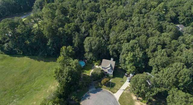 Photo of 222 Hunter Hills Cir, Chelsea, AL 35043
