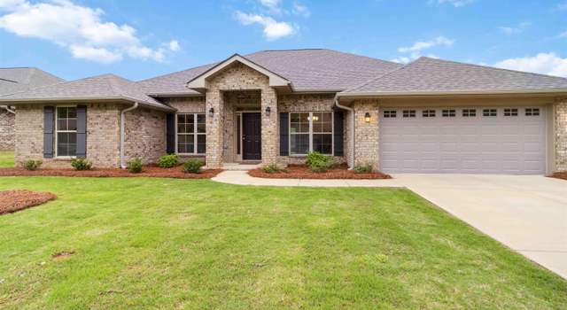 Photo of 211 Dawsons Cove Dr, Alabaster, AL 35007