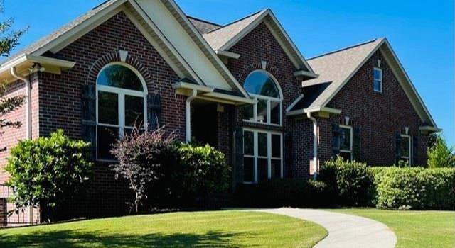 Photo of 2082 Chelsea Ridge Dr, Chelsea, AL 35051