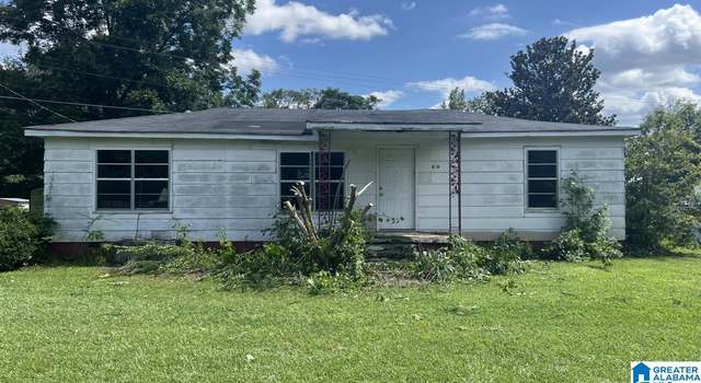 Photo of 705 Dawson Dr, Maplesville, AL 36750