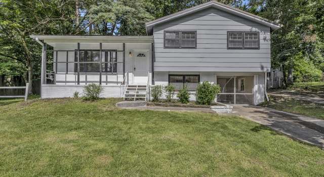 Photo of 1332 4th Way NW, Center Point, AL 35215