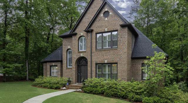 Photo of 1012 Oak Tree Rd, Hoover, AL 35244