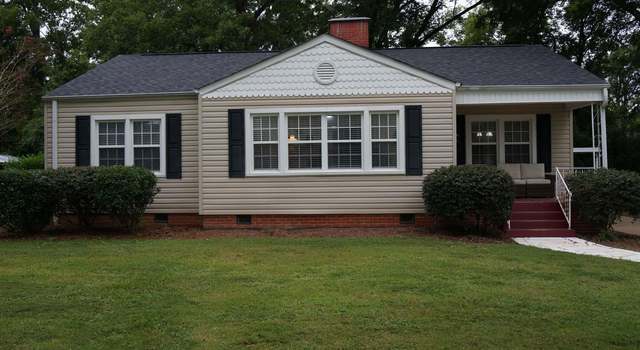 Photo of 207 Anniston Dr, Sylacauga, AL 35150