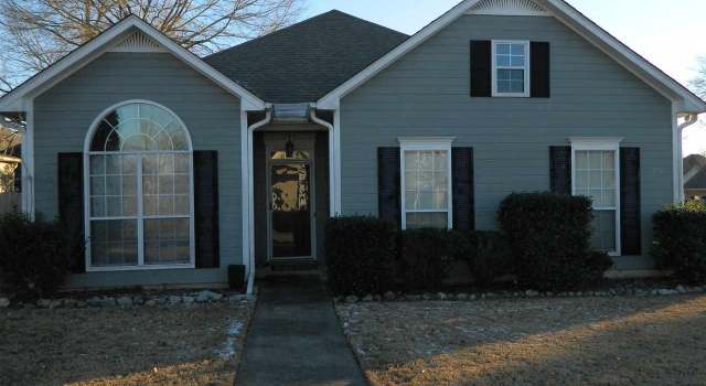 Photo of 1290 Amberley Woods Dr, Helena, AL 35080