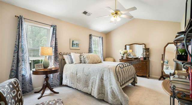Photo of 105 Beach Cir, Birmingham, AL 35242
