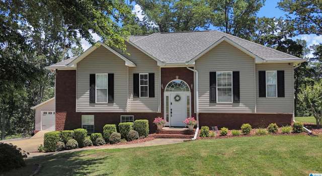 Photo of 201 Paw Path Ln, Blountsville, AL 35031