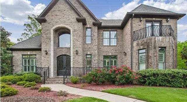 Photo of 5572 Lake Trace Dr, Hoover, AL 35244