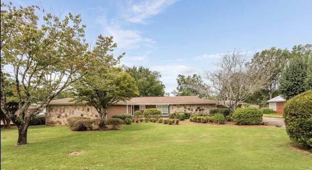 Photo of 1019 Cloverdale Cir, Talladega, AL 35160