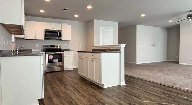 Photo of 16409 Seminole Dr, Moundville, AL 35474