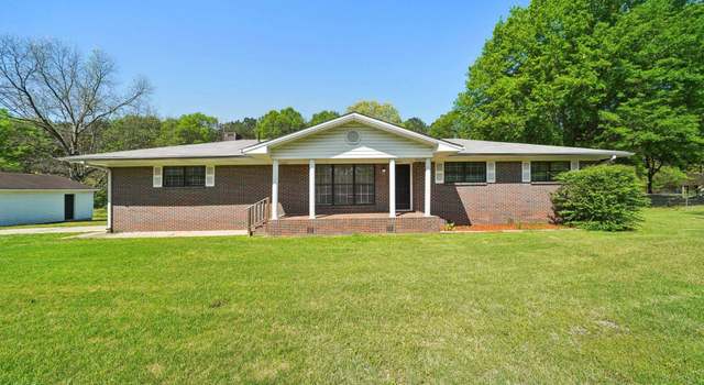 Photo of 6032 Gwin Cir, Bessemer, AL 35023