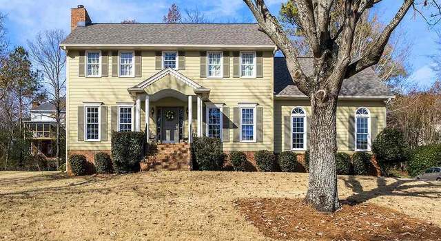Photo of 1720 Monteagle Dr, Hoover, AL 35244
