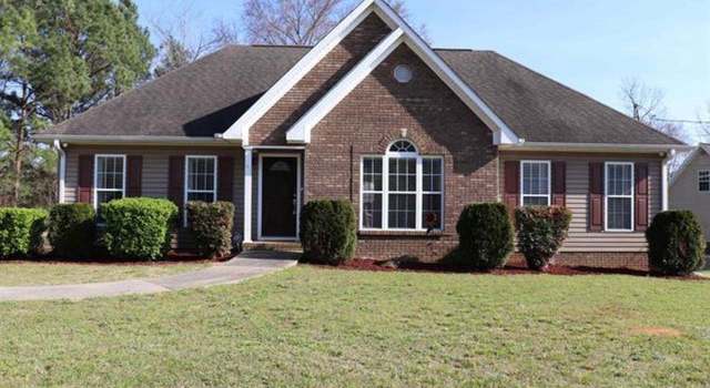 Photo of 61 Twin Ridge Dr, Warrior, AL 35180