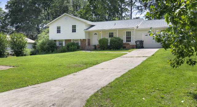 Photo of 913 Ryecroft Rd, Pelham, AL 35124