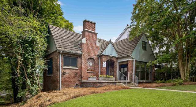 Photo of 1033 Lakeview Cres, Birmingham, AL 35205