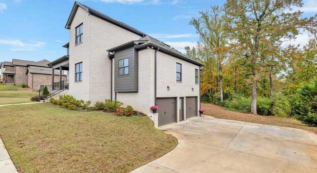 Photo of 5687 Victoria Dr, Hueytown, AL 35023