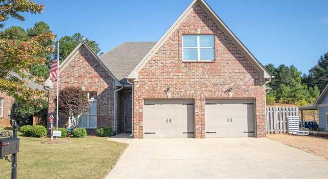 Photo of 5549 Timber Leaf Trl, Bessemer, AL 35022