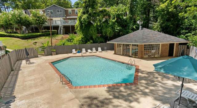 Photo of 851 Vestavia Villa Ct Unit A, Vestavia Hills, AL 35226