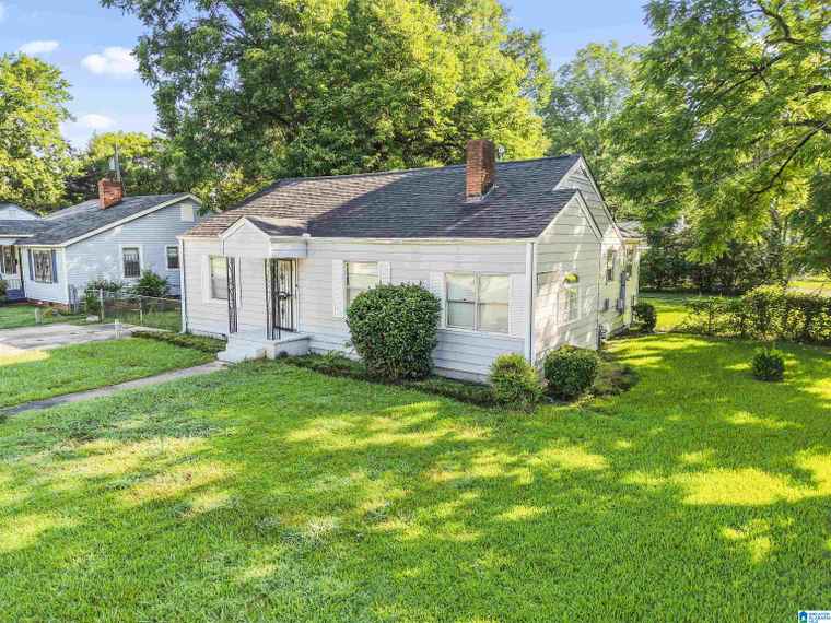 Photo of 4645 Avenue U Birmingham, AL 35208